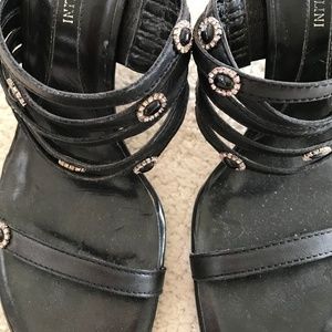 Enzo Angiolini Black Wedge Sandals Slides